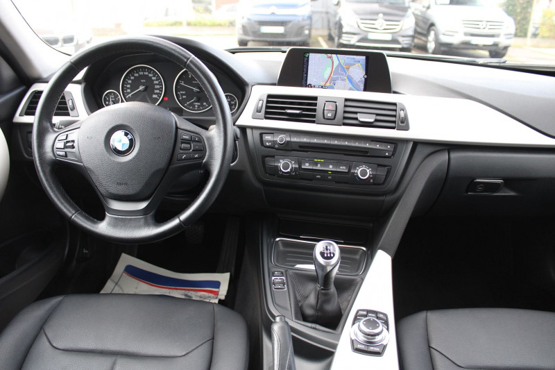 Photo 7 de l'offre de BMW SERIE 3 TOURING (F31) 318D 136CH BUSINESS à 11990€ chez Visiteauto.fr