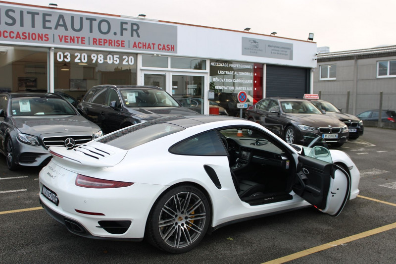 Photo 4 de l'offre de PORSCHE 911 COUPE (991) TURBO S à 122990€ chez Visiteauto.fr