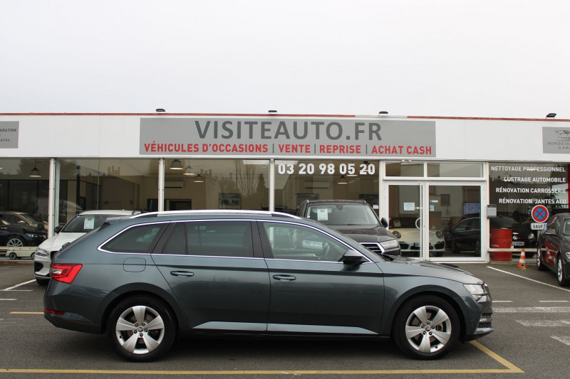 Photo 2 de l'offre de SKODA SUPERB COMBI 1.4 TSI PHEV 218CH BUSINESS DSG6 EURO6D-T EVAP 8CV à 20890€ chez Visiteauto.fr