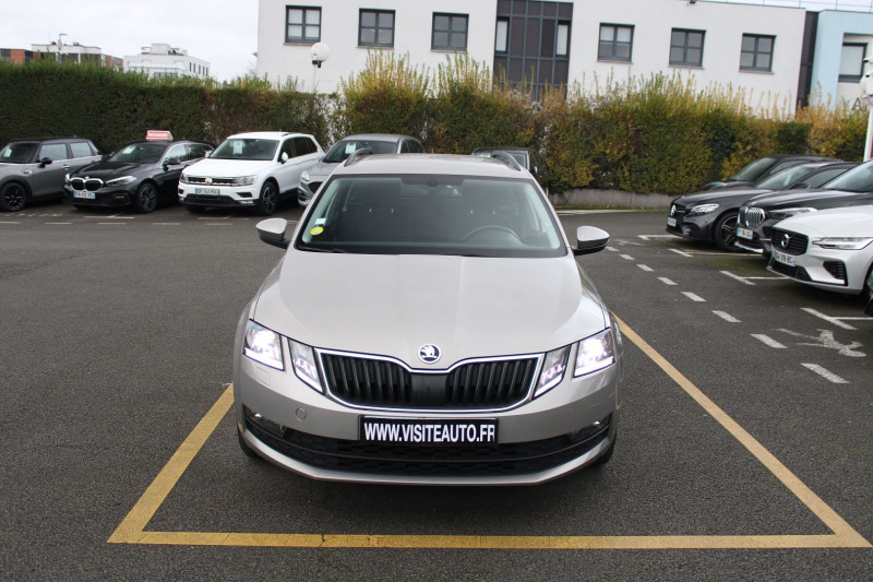 Photo 17 de l'offre de SKODA OCTAVIA BREAK 2.0 TDI 150CH CR FAP BUSINESS DSG6 à 14890€ chez Visiteauto.fr