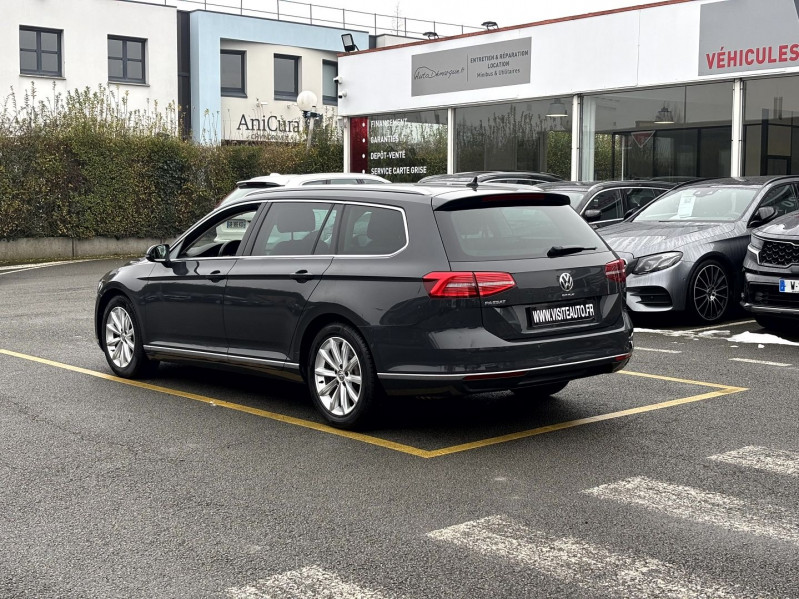 Photo 4 de l'offre de VOLKSWAGEN PASSAT SW 1.4 TSI 150CH ACT BLUEMOTION TECHNOLOGY CARAT DSG7 à 16990€ chez Visiteauto.fr