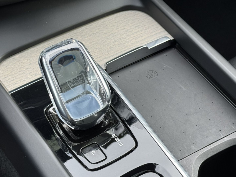 Photo 15 de l'offre de VOLVO XC60 T6 AWD 253 + 87CH INSCRIPTION LUXE GEARTRONIC PACK MEMOIRE PACK VISIBILITE à 36890€ chez Visiteauto.fr