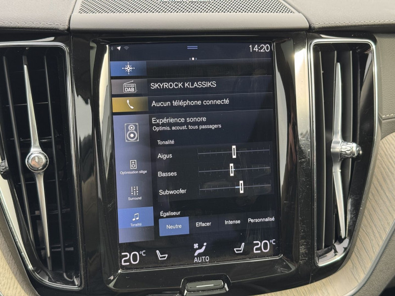 Photo 18 de l'offre de VOLVO XC60 T6 AWD 253 + 87CH INSCRIPTION LUXE GEARTRONIC PACK MEMOIRE PACK VISIBILITE à 36890€ chez Visiteauto.fr