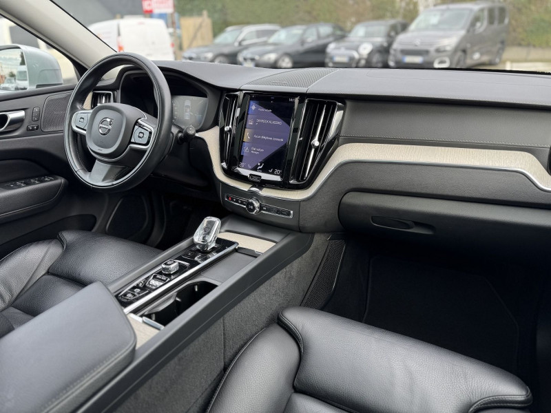 Photo 7 de l'offre de VOLVO XC60 T6 AWD 253 + 87CH INSCRIPTION LUXE GEARTRONIC PACK MEMOIRE PACK VISIBILITE à 36890€ chez Visiteauto.fr