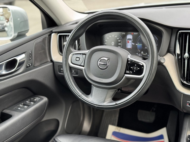 Photo 9 de l'offre de VOLVO XC60 T6 AWD 253 + 87CH INSCRIPTION LUXE GEARTRONIC PACK MEMOIRE PACK VISIBILITE à 36890€ chez Visiteauto.fr