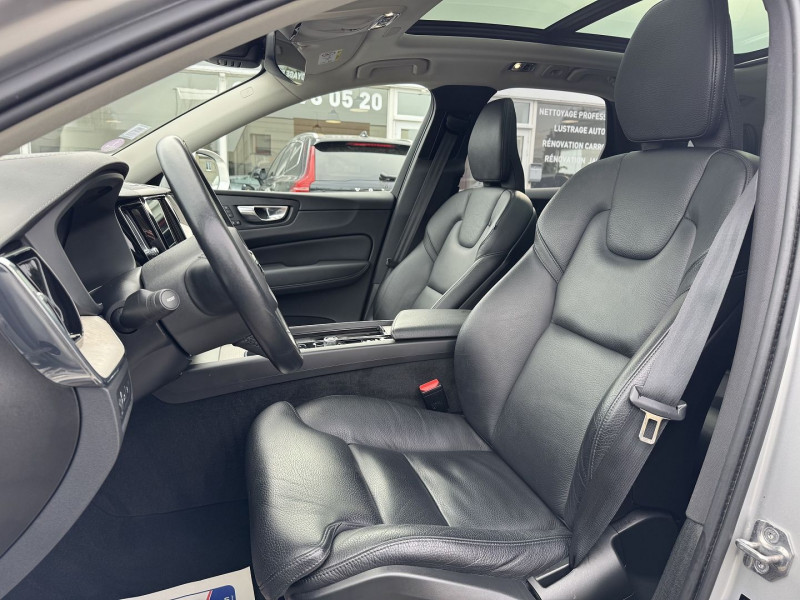 Photo 13 de l'offre de VOLVO XC60 T6 AWD 253 + 87CH INSCRIPTION LUXE GEARTRONIC PACK MEMOIRE PACK VISIBILITE à 36890€ chez Visiteauto.fr
