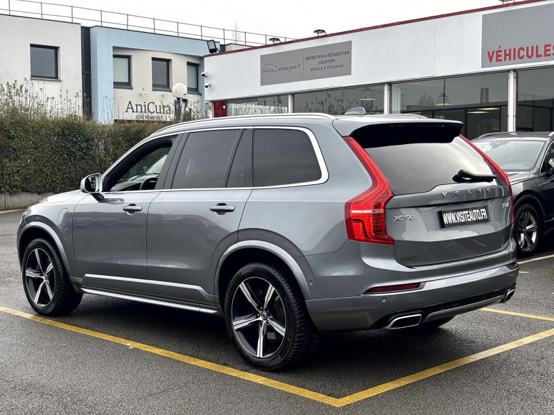 Photo 2 de l'offre de VOLVO XC90 T8 TWIN ENGINE 303 + 87CH R-DESIGN GEARTRONIC 7 PLACES HARMAN KARDON PACK PRESTI à 42990€ chez Visiteauto.fr