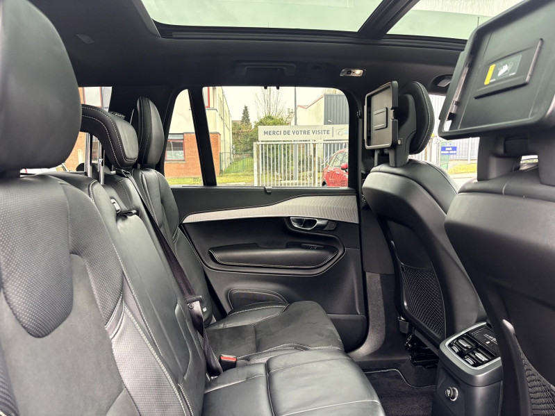 Photo 13 de l'offre de VOLVO XC90 T8 TWIN ENGINE 303 + 87CH R-DESIGN GEARTRONIC 7 PLACES HARMAN KARDON PACK PRESTI à 42990€ chez Visiteauto.fr