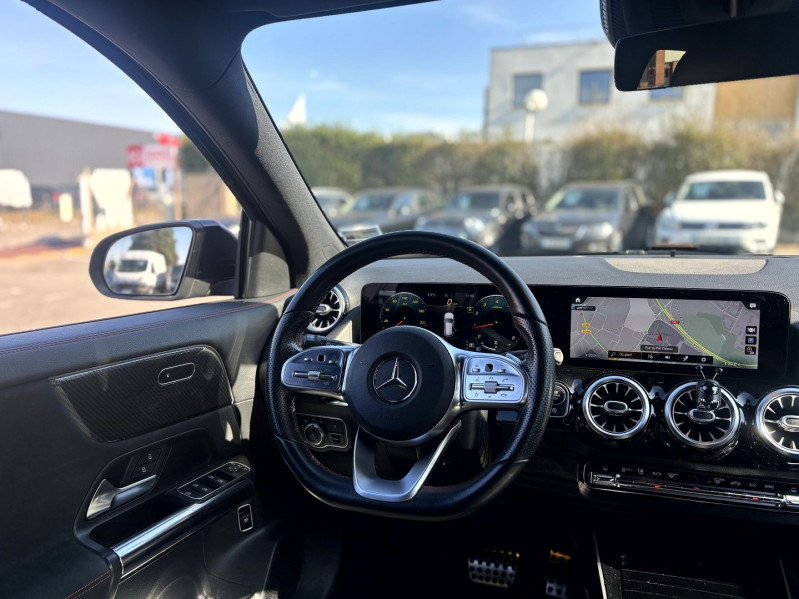 Photo 13 de l'offre de MERCEDES-BENZ GLA 200 163CH AMG LINE 7G-DCT à 30990€ chez Visiteauto.fr