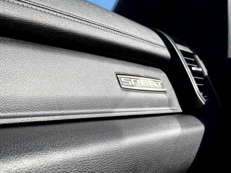 Photo 14 de l'offre de DODGE RAM 1500 V8 HEMI NIGHT EDITION SIEGES VENTILES CHAUFFANTS ATTELAGE à 55890€ chez Visiteauto.fr