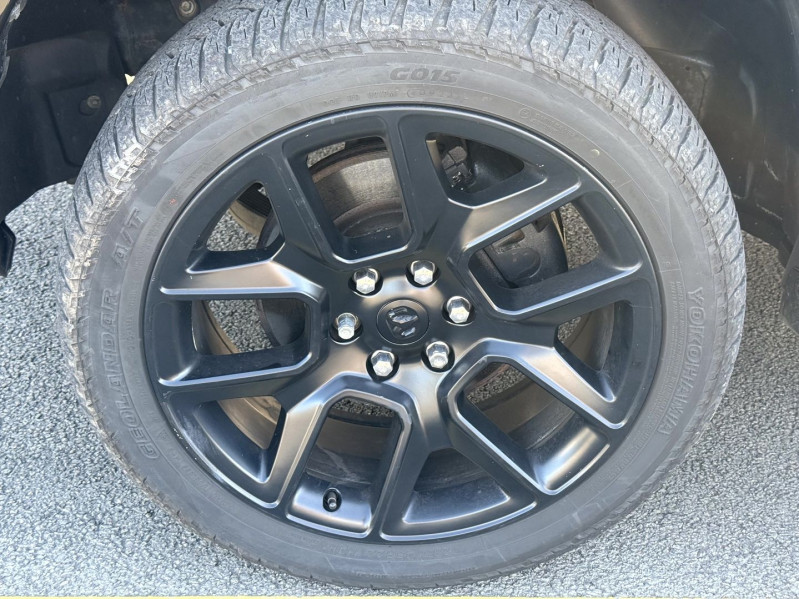 Photo 15 de l'offre de DODGE RAM 1500 V8 HEMI NIGHT EDITION SIEGES VENTILES CHAUFFANTS ATTELAGE à 55890€ chez Visiteauto.fr
