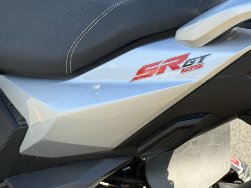 Photo 5 de l'offre de APRILIA SR GT SR GT 125 à 3200€ chez Visiteauto.fr