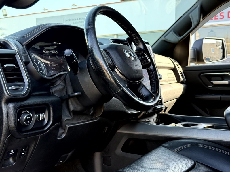 Photo 11 de l'offre de DODGE RAM 1500 V8 HEMI NIGHT EDITION SIEGES VENTILES CHAUFFANTS ATTELAGE à 55890€ chez Visiteauto.fr