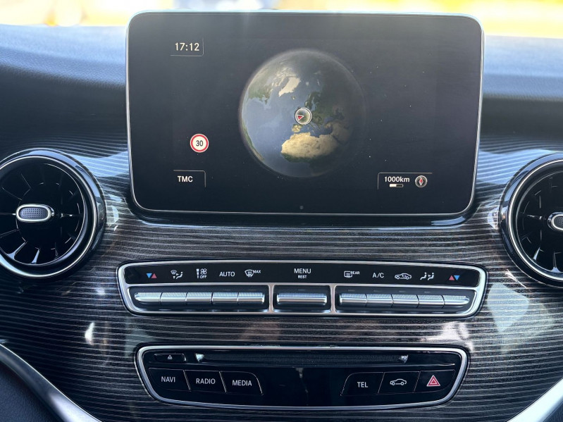 Photo 17 de l'offre de MERCEDES-BENZ CLASSE V 300 D LONG AVANTGARDE 9G-TRONIC SIEGES CHAUFFANTS VENTILES BURMESTER CAM360 à 51990€ chez Visiteauto.fr
