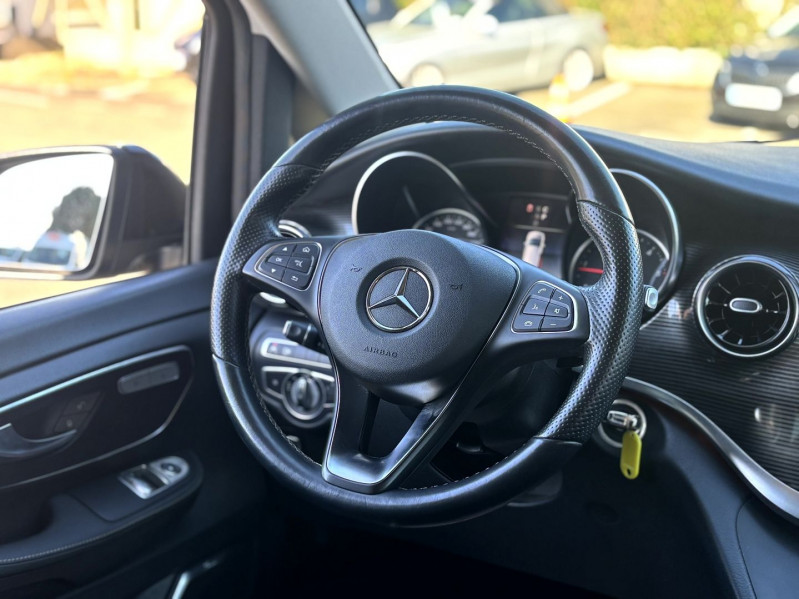 Photo 15 de l'offre de MERCEDES-BENZ CLASSE V 300 D LONG AVANTGARDE 9G-TRONIC SIEGES CHAUFFANTS VENTILES BURMESTER CAM360 à 51990€ chez Visiteauto.fr