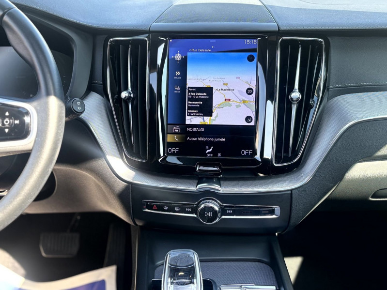 Photo 17 de l'offre de VOLVO XC60 T6 AWD 253 + 87CH INSCRIPTION GEARTRONIC ATTELAGE ELECTRIQUE à 35890€ chez Visiteauto.fr
