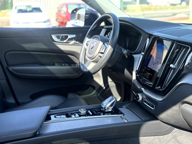 Photo 19 de l'offre de VOLVO XC60 T6 AWD 253 + 87CH INSCRIPTION GEARTRONIC ATTELAGE ELECTRIQUE à 35890€ chez Visiteauto.fr