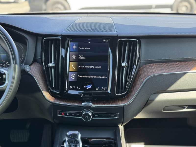 Photo 10 de l'offre de VOLVO XC60 T6 AWD 253 + 87CH INSCRIPTION LUXE GEARTRONIC à 37890€ chez Visiteauto.fr