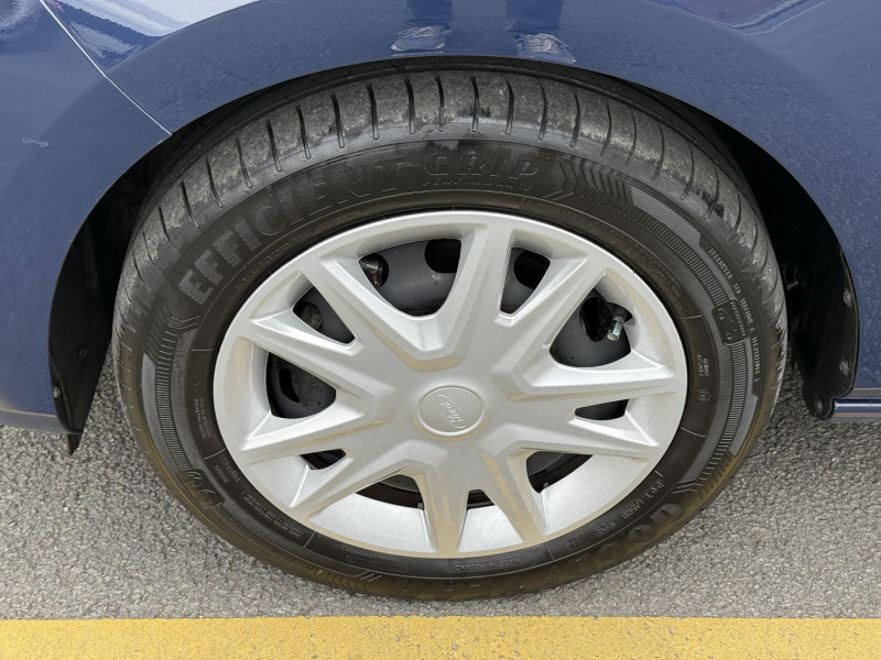Photo 14 de l'offre de FORD FIESTA 1.1 85CH COOL & CONNECT 5P EURO6.2 à 9990€ chez Visiteauto.fr