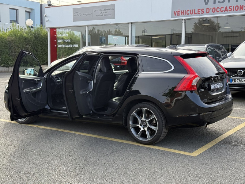Photo 5 de l'offre de VOLVO V60 D2 120CH OCEAN RACE PACK CITY à 14890€ chez Visiteauto.fr