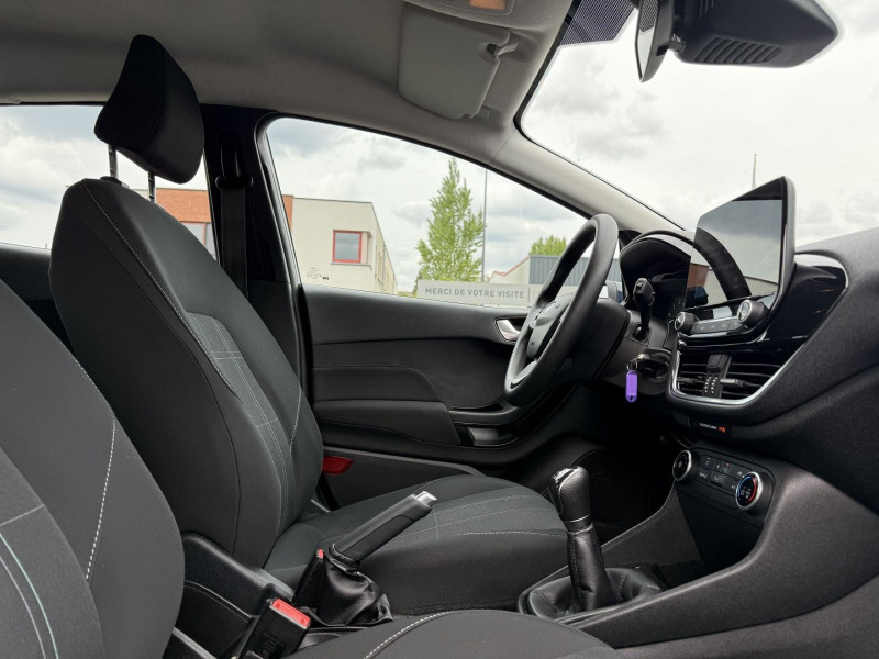 Photo 6 de l'offre de FORD FIESTA 1.1 85CH COOL & CONNECT 5P EURO6.2 à 9990€ chez Visiteauto.fr