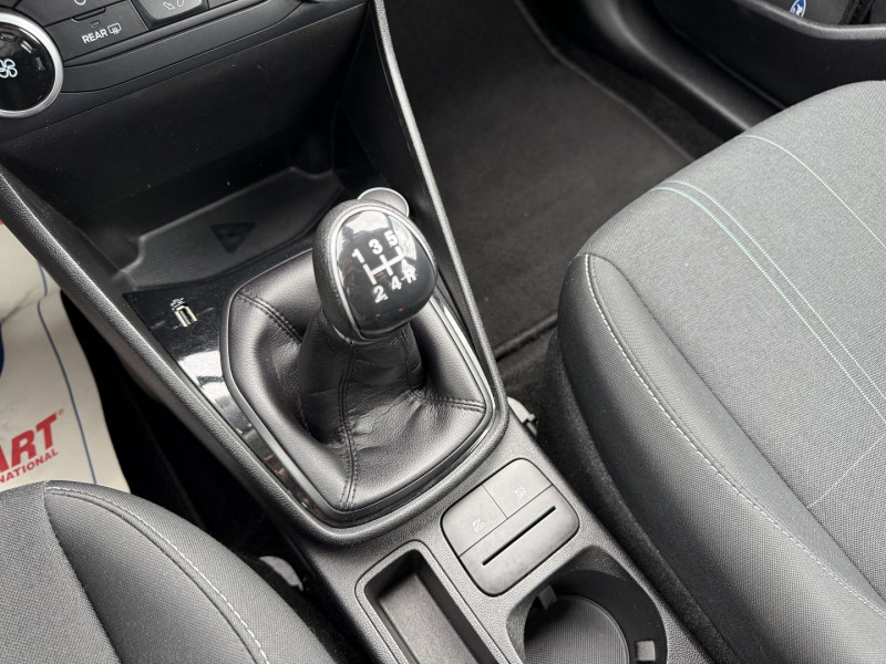 Photo 11 de l'offre de FORD FIESTA 1.1 85CH COOL & CONNECT 5P EURO6.2 à 9990€ chez Visiteauto.fr