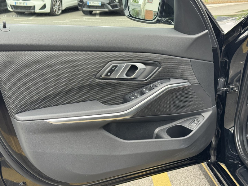 Photo 14 de l'offre de BMW SERIE 3 TOURING (G21) 318IA 156CH LOUNGE 8CV SIEGES CHAUFFANTS JANTES18 à 27890€ chez Visiteauto.fr