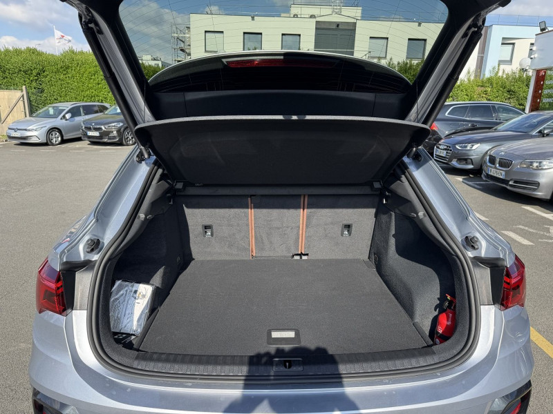 Photo 19 de l'offre de AUDI Q3 SPORTBACK 35 TFSI 150CH DESIGN LUXE S TRONIC 7 à 42890€ chez Visiteauto.fr