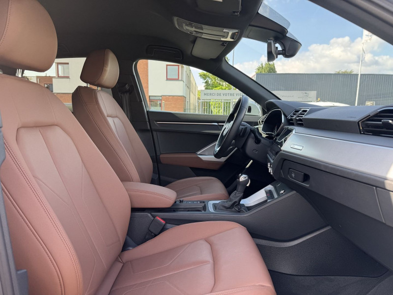 Photo 6 de l'offre de AUDI Q3 SPORTBACK 35 TFSI 150CH DESIGN LUXE S TRONIC 7 à 42890€ chez Visiteauto.fr