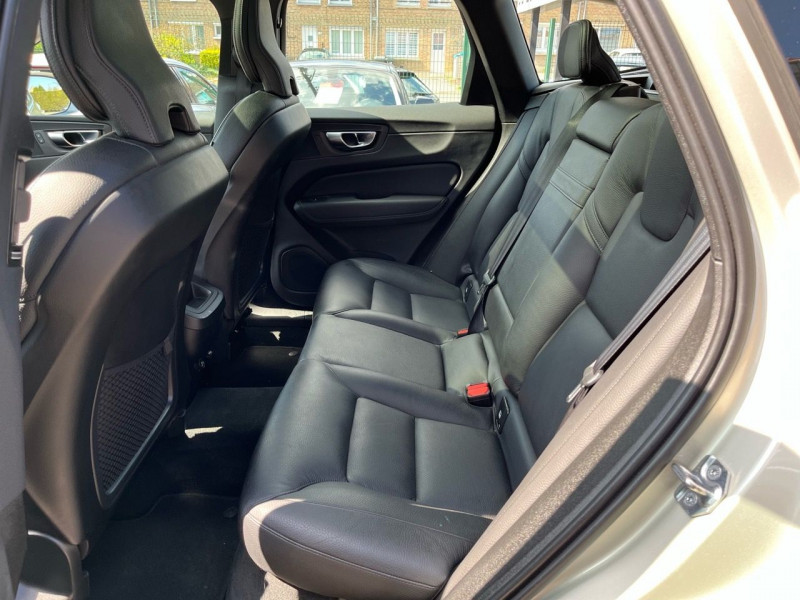 Photo 11 de l'offre de VOLVO XC60 D4 ADBLUE INSCRIPTION GEARTRONIC à 37480€ chez auto-direct.fr