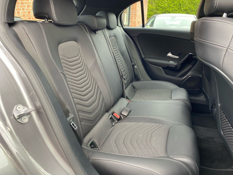 Photo 10 de l'offre de MERCEDES-BENZ CLASSE A 200 163CH BUSINESS LINE 7G-DCT à 27490€ chez auto-direct.fr