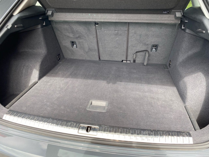 Photo 15 de l'offre de AUDI Q3 35 TDI 150CH 124G DESIGN LUXE S TRONIC 7 à 35960€ chez auto-direct.fr