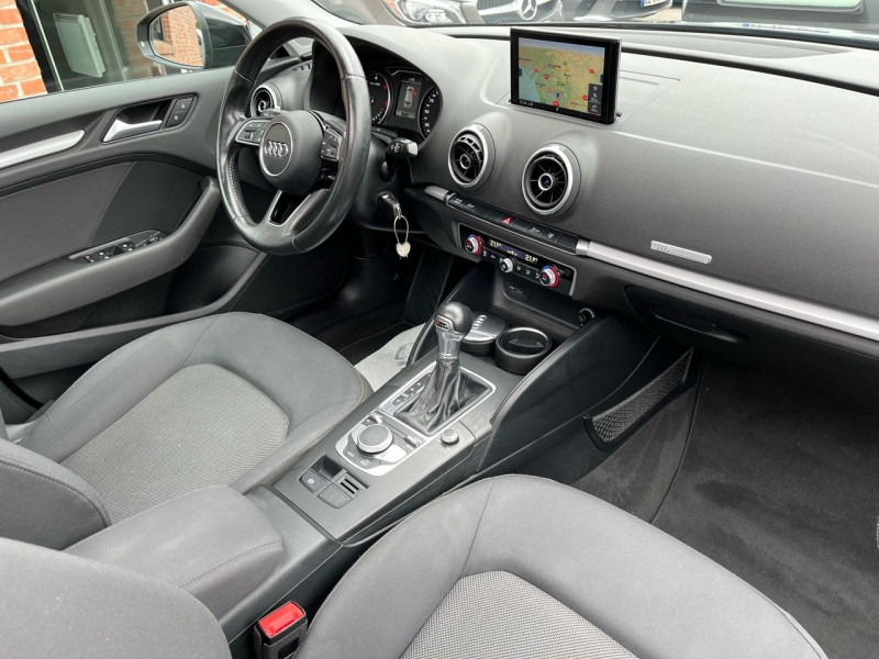 Photo 8 de l'offre de AUDI A3 SPORTBACK 1.6 TDI 110CH BUSINESS LINE S TRONIC 7 à 19590€ chez auto-direct.fr