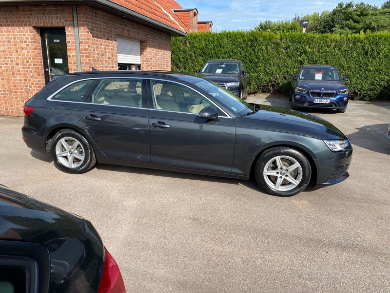 Photo 4 de l'offre de AUDI A4 AVANT 2.0 TDI 150CH BUSINESS LINE + CUIR S TRONIC 7 à 22650€ chez auto-direct.fr