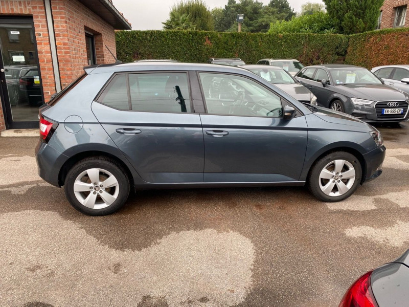 Photo 4 de l'offre de SKODA FABIA 1.0 MPI 75CH AMBITION à 11500€ chez auto-direct.fr