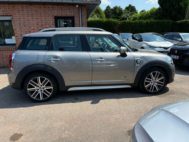 Photo 21 de l'offre de MINI COUNTRYMAN COOPER SE 136CH + 88CH YOURS ALL4 BVA6 à 28490€ chez auto-direct.fr