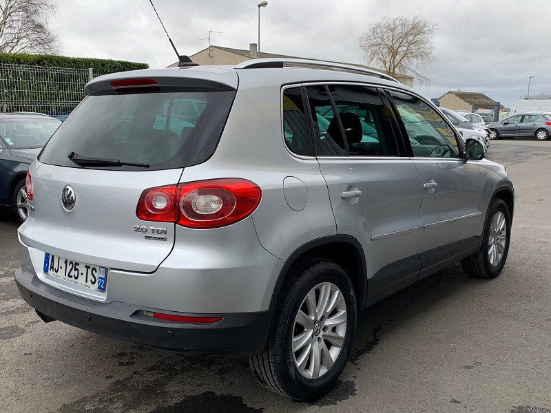 Volkswagen TIGUAN 2.0 TDI 140CH BLUEMOTION FAP SPORTLINE d’occasion à Creully sur seulles GTM Auto