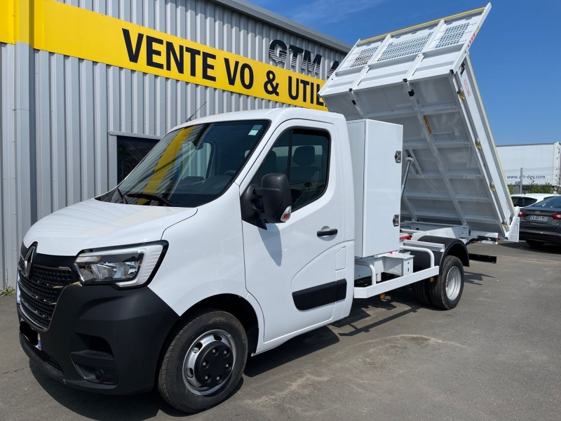 Photo 9 de l'offre de RENAULT MASTER III BENNE - CABRETTA RJ3500 L3 COFFRE 2.3 BLUE DCI 145CH EUROVI à 44990€ chez GTM Auto