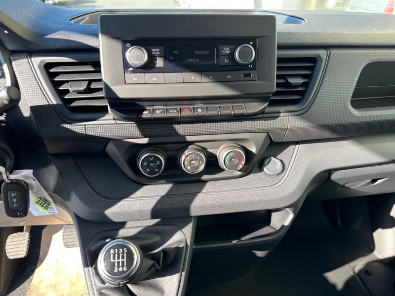 Photo 14 de l'offre de RENAULT TRAFIC III FG L2H1 3T 2.0 BLUE DCI 150CH CABINE APPROFONDIE CONFORT à 38990€ chez GTM Auto