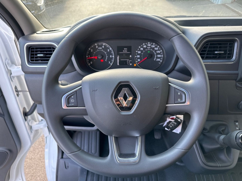 Photo 16 de l'offre de RENAULT MASTER III CABINE APPROFONDIE R3500 L4H2 2.3 BLUE DCI 165CH GRAND CONFORT à 48990€ chez GTM Auto
