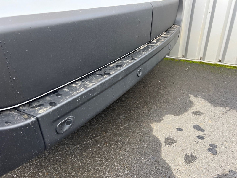 Photo 24 de l'offre de RENAULT MASTER III FG - DISPO F3500 L3H2 2.3 BLUE DCI 150CH GRAND CONFORT EURO6 à 38990€ chez GTM Auto
