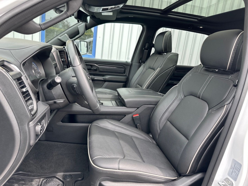 Photo 28 de l'offre de DODGE RAM 1500 LIMITED CREW CAB NIGHT EDITION - FULL OPTIONS à 106990€ chez GTM Auto