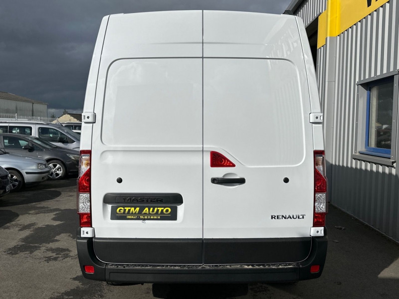 Photo 5 de l'offre de RENAULT MASTER III FG - PRIX TTC F3300 L2H2 2.3 BLUE DCI 135CH CONFORT EURO6 à 33990€ chez GTM Auto