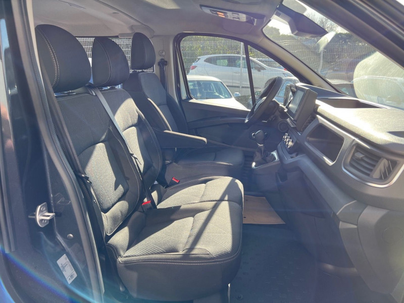 Photo 10 de l'offre de RENAULT TRAFIC III FG - DISPO L2H1 3T 2.0 BLUE DCI 170CH CABINE APPROFONDIE GRAND CONFORT EDC à 42490€ chez GTM Auto