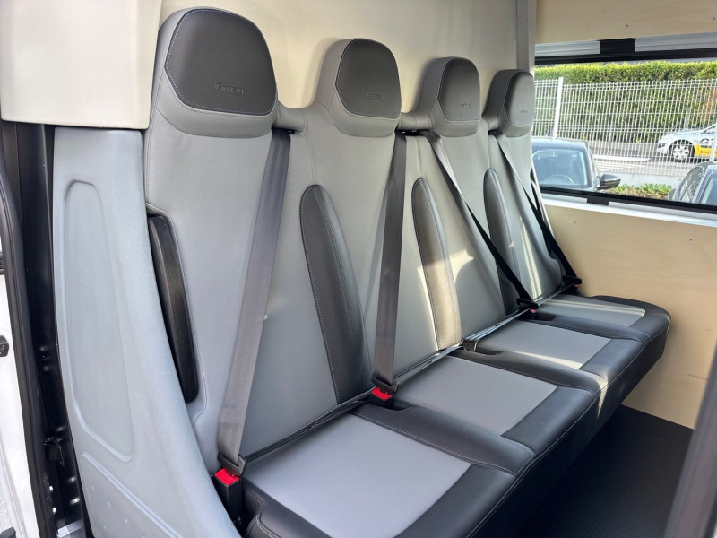 Photo 10 de l'offre de RENAULT MASTER III CABINE APPROFONDIE R3500 L4H2 2.3 BLUE DCI 165CH GRAND CONFORT à 48990€ chez GTM Auto