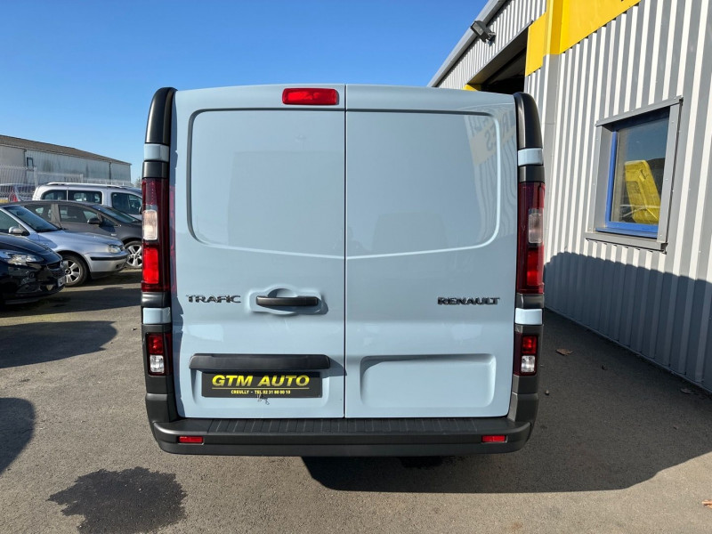 Photo 5 de l'offre de RENAULT TRAFIC III FG L2H1 3T 2.0 BLUE DCI 150CH CABINE APPROFONDIE CONFORT à 38990€ chez GTM Auto