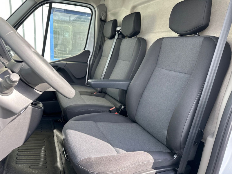 Photo 12 de l'offre de RENAULT MASTER III FG F3300 L2H2 2.3 BLUE DCI 135CH CONFORT EURO6 à 33990€ chez GTM Auto