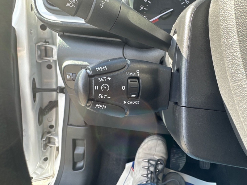 Photo 17 de l'offre de CITROEN C3 PURETECH 82CH GRAPHIC S&S E6.D à 12490€ chez GTM Auto
