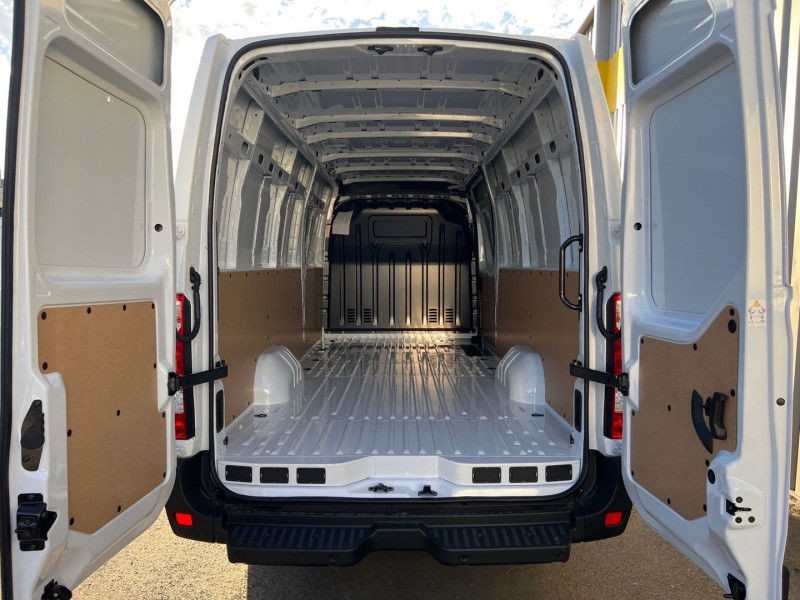 Photo 7 de l'offre de RENAULT MASTER III FG - DISPO R3500 L4H2 2.3 BLUE DCI 165CH GRAND CONFORT EUROVI à 41990€ chez GTM Auto