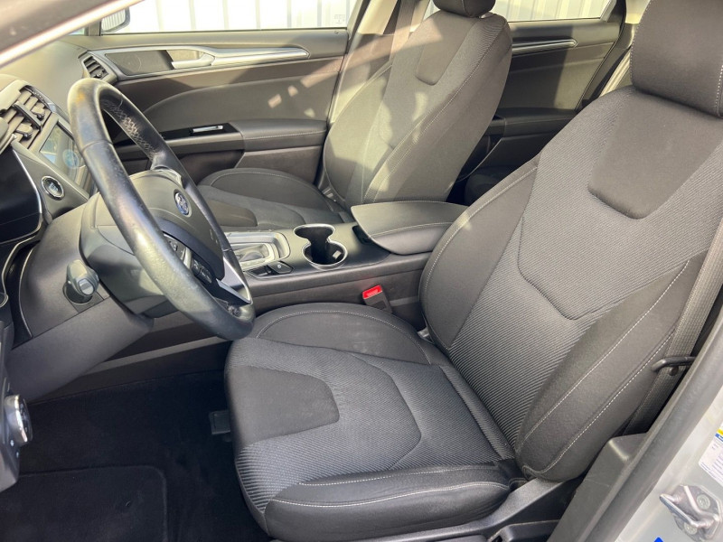 Photo 8 de l'offre de FORD MONDEO 2.0 HYBRID 187CH TITANIUM BUSINESS BVA 4P à 17490€ chez GTM Auto